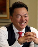 尾花 智明